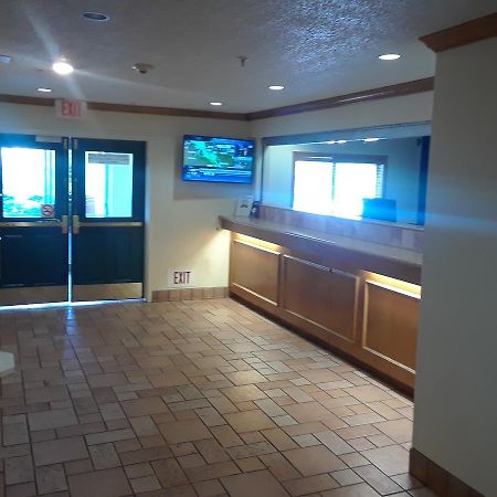 Intown Suites Houston Intercontinental מראה חיצוני תמונה