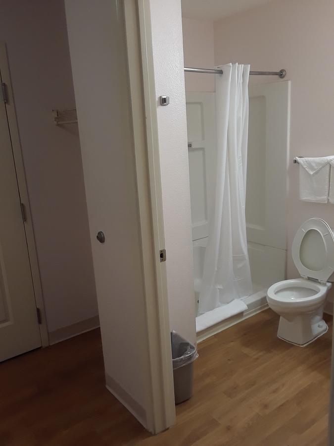 Intown Suites Houston Intercontinental מראה חיצוני תמונה